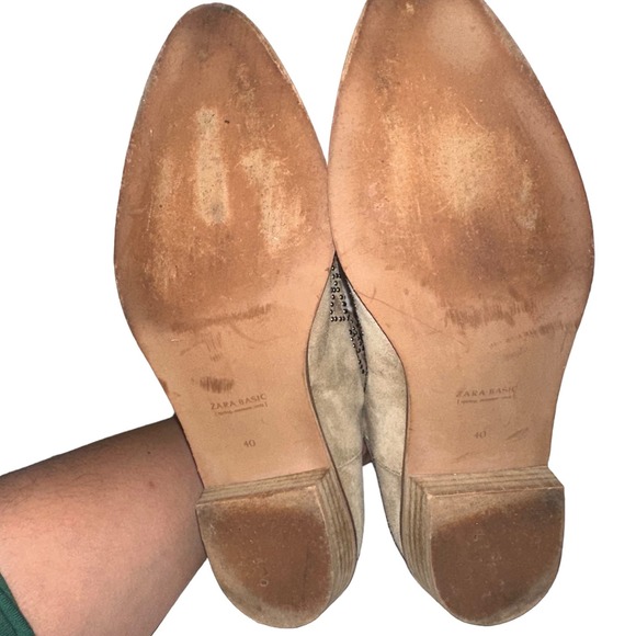 Zara Basic Suede Studded Pointed Toe Boots EU 40 - Picture 6 of 9